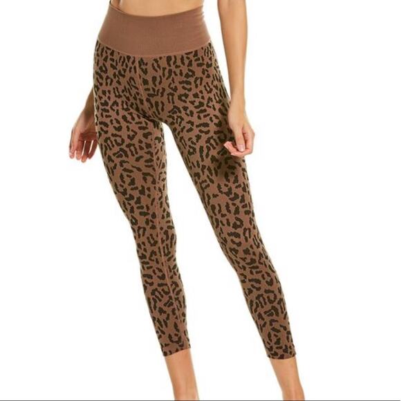 Betsey Johnson Performance leopard leggings athleisure  size large - Picture 1 of 5